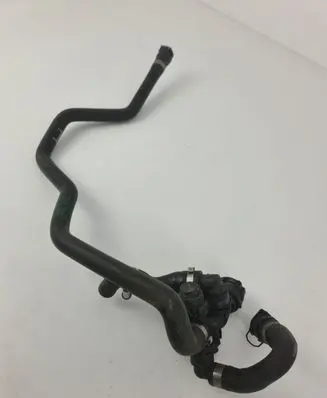 BMW 5 F10 F11 Engine coolant pipe/hose 8513834 8514244
