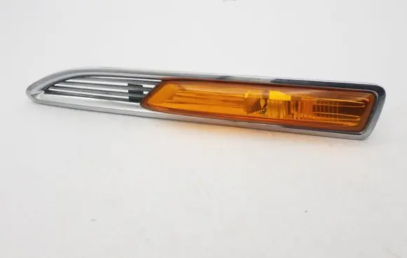 Ford Mondeo MK IV Front fender indicator light 7S7113K354AD