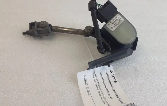 Porsche Panamera (970) Headlight/headlamp level sensor 97034302103
