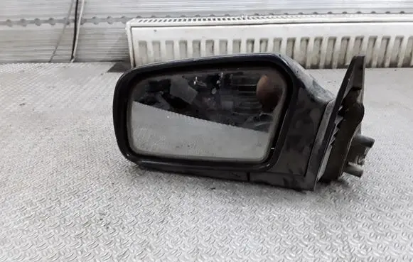 Mazda 626 Manual wing mirror E200734
