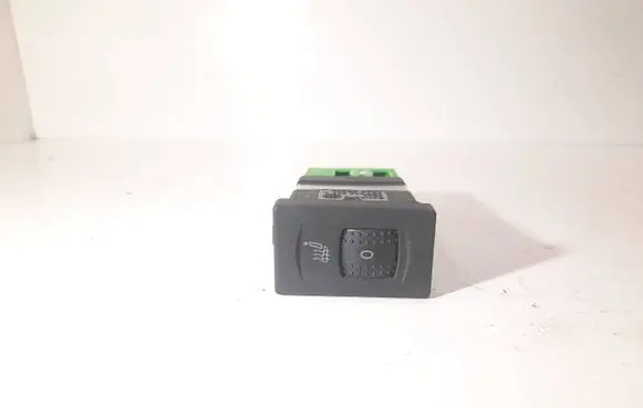 Volkswagen PASSAT B5.5 Seat heating switch 3B0963564C