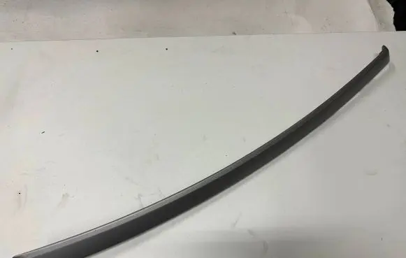 BMW 3 E90 E91 Dashboard glove box trim 7121473
