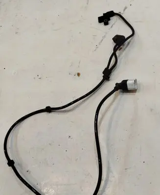 Mercedes-Benz C W205 Brake pads wear sensor A2055404006