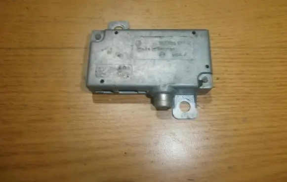 Volkswagen PASSAT B4 Other control units/modules 357035577a