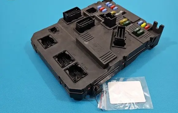 Peugeot 407 Central body control module 9655708480 IMPRK1534937