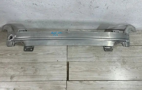 Audi Q7 4M Front bumper support beam