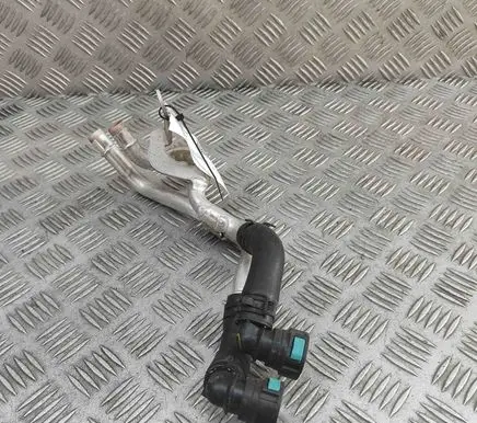 Land Rover Discovery 5 Engine coolant pipe/hose HPLA18C553GB