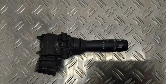 Toyota Verso-S Wiper control stalk 17F704 52230
