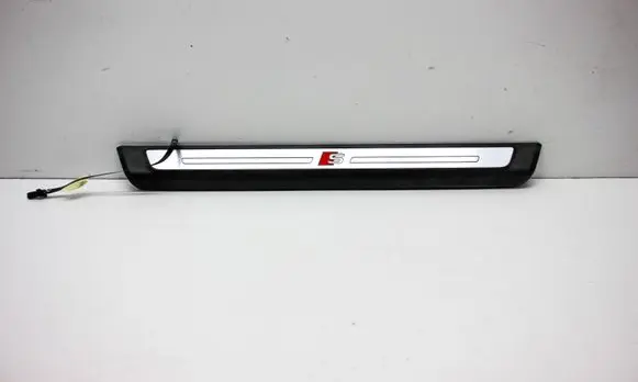 Front sill trim cover