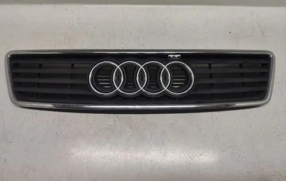 Audi A6 S6 C5 4B Front grill