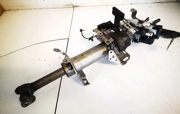 Nissan X-Trail T30 Steering wheel axle