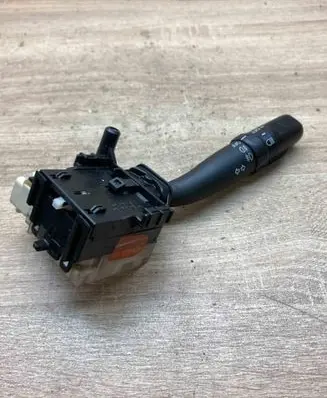 Toyota Avensis T250 Indicator stalk 173650B 8414005110 L93