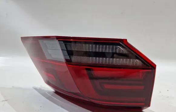 Volkswagen Golf VIII Rear/tail lights 5H0945096C
