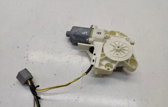 Ford Focus Front door window regulator motor 4M5T14A389 995208 0130822217