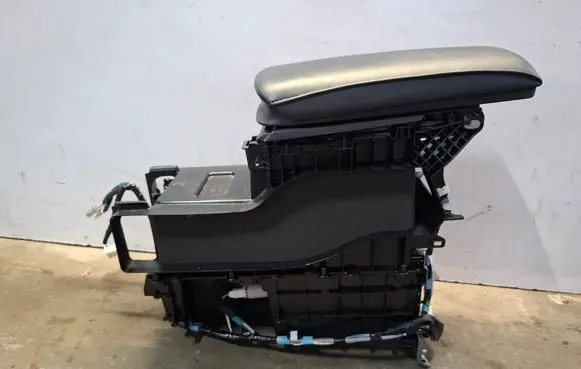 Lexus RX III Armrest 5881148041