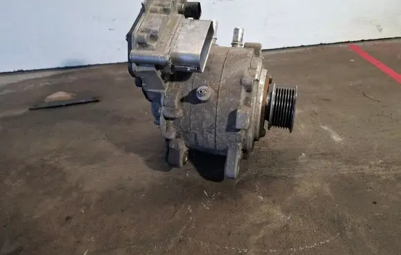 Volvo V60 Generator/alternator 36050604 F026200005