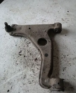 Opel Zafira B Front lower control arm/wishbone
