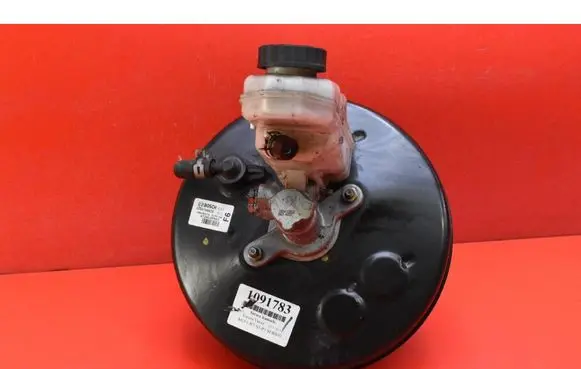 Toyota Verso-S Brake booster 472000F061