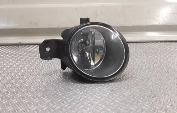 Renault Clio III Front fog light 8200002469