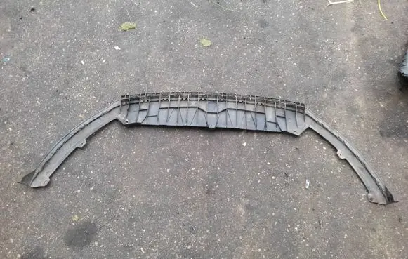 Volkswagen PASSAT CC Front bumper lip 3c8805903a