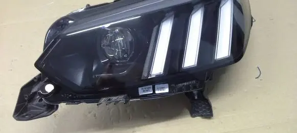 Peugeot 2008 II Headlight/headlamp 9841642080