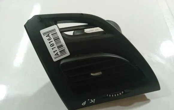 Renault Fluence Dash center air vent grill 