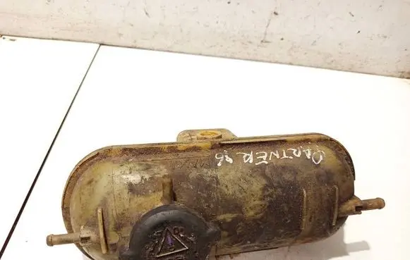 Peugeot Partner Coolant expansion tank/reservoir 96201442