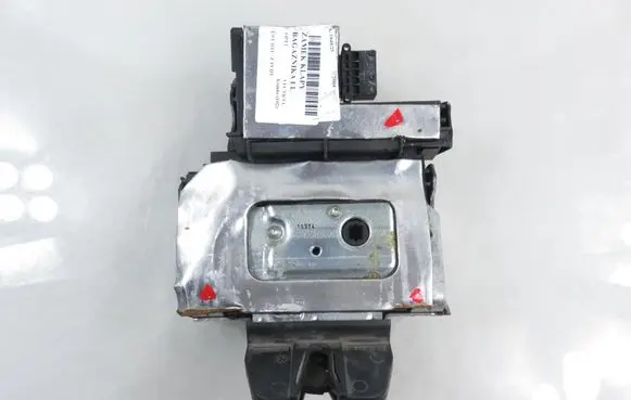 Opel Vectra C Tailgate/trunk/boot lock/catch/latch 24467824
