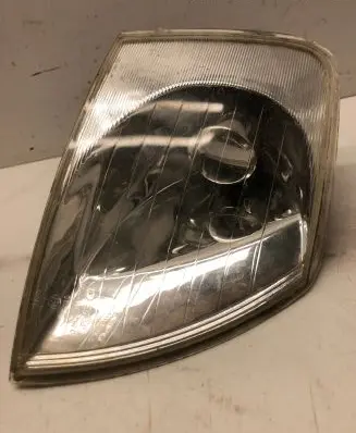 Volkswagen PASSAT B5 Front indicator light