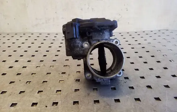 Hyundai ix35 Throttle valve 351002F000