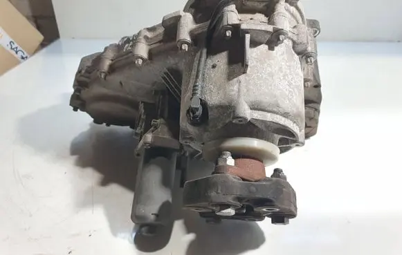 BMW X5 E70 Gearbox transfer box case 7574777 7155518 ATC700