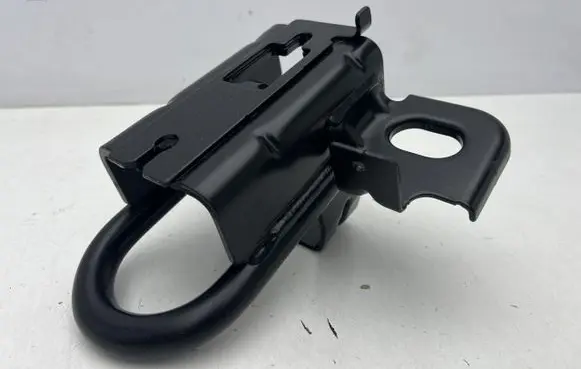 Ford Escort Towing hook eye MB3C17B804CD
