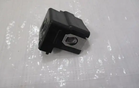 Citroen C3 Aircross Headlight/headlamp mounting bracket YQ00186680