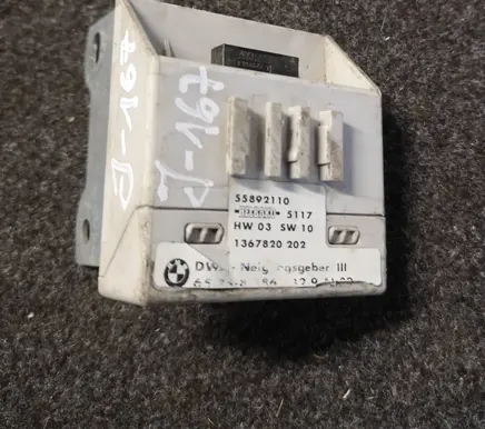 BMW X5 E70 Fuel injection pump control unit/module 55892110 136782022