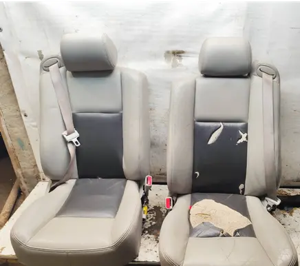 Cadillac CTS Seat set 