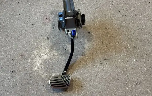 Hyundai Ioniq 5 Brake pedal 32800GI110