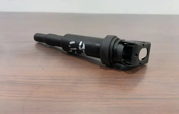 Citroen C4 II High voltage ignition coil V75949378002 0221504470