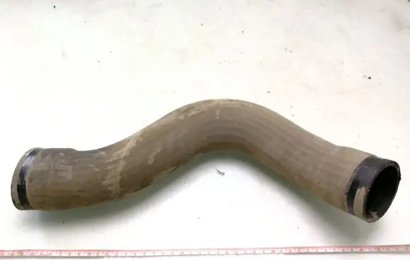 Intercooler hose/pipe