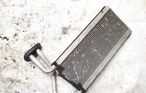 Honda CR-V Heater blower radiator