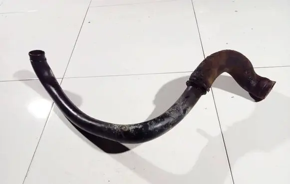 Volvo XC90 Intercooler hose/pipe 8638967