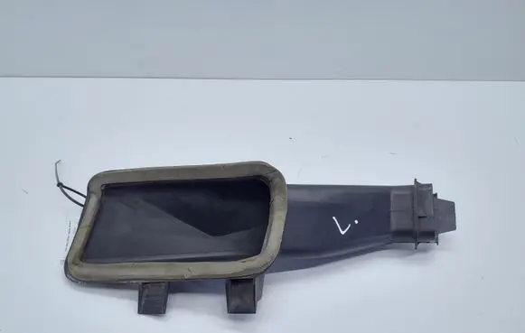 Citroen DS5 Air intake duct part 9687717780