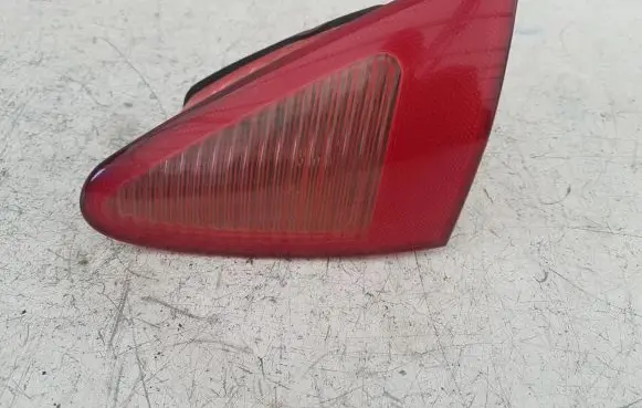 Alfa Romeo 147 Tailgate rear/tail lights 46556346