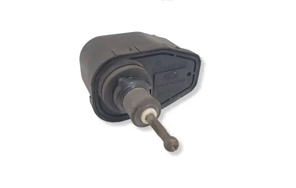 Volkswagen PASSAT B3 Headlight level adjustment motor 165941295 00437503