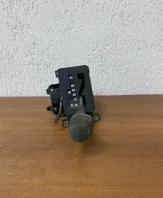 Mercedes-Benz E W124 Gear shifter/selector 1242670405 52099207