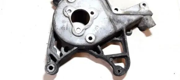 Chrysler 300M Engine mounting bracket 4663821c