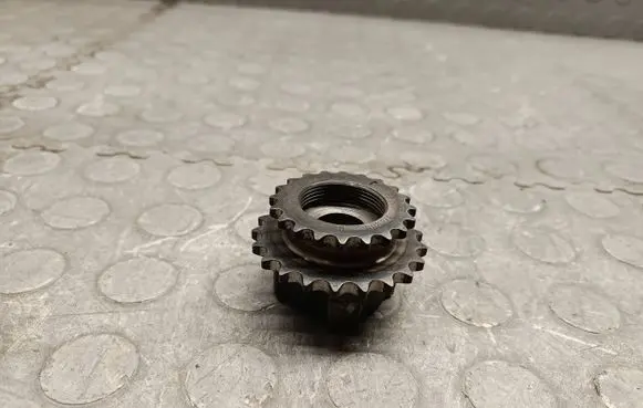 BMW 1 E81 E87 Timing chain sprocket 7797906