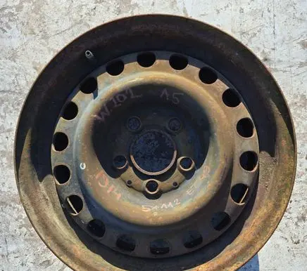 Mercedes-Benz 280 450 W116 R15 steel rim 1244001202
