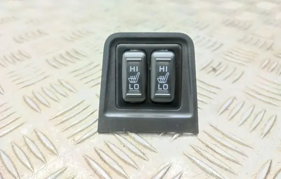 Mitsubishi Outlander Seat heating switch