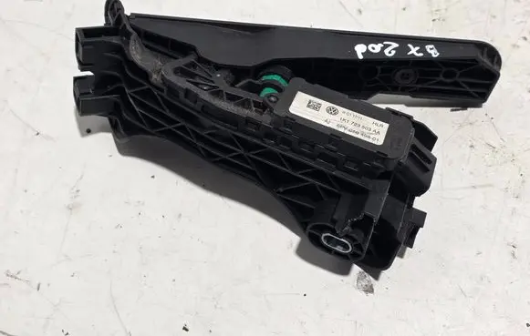Volkswagen PASSAT B7 Accelerator throttle pedal 1K1723503AA HL011711 6PV01049801