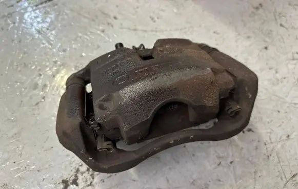 Mazda CX-3 Front brake caliper